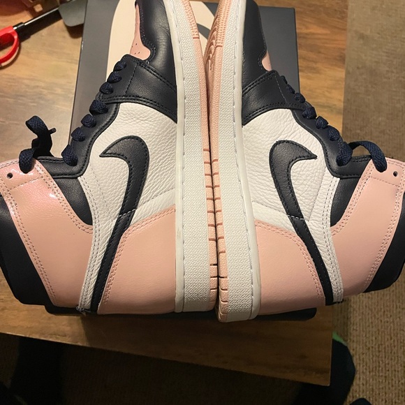 Women’s Nike Jordan retro 1 size 7 like new!! - Picture 5 of 6